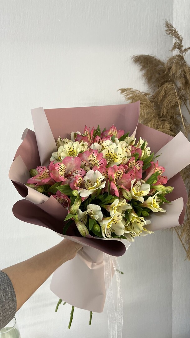 Грация, артикул F1190611 - 3860 рублей, доставка по городу. Flawery - доставка цветов