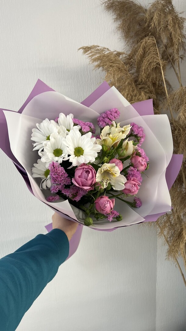 Блюз, артикул F1190734 - 2490 рублей, доставка по городу. Flawery - доставка цветов