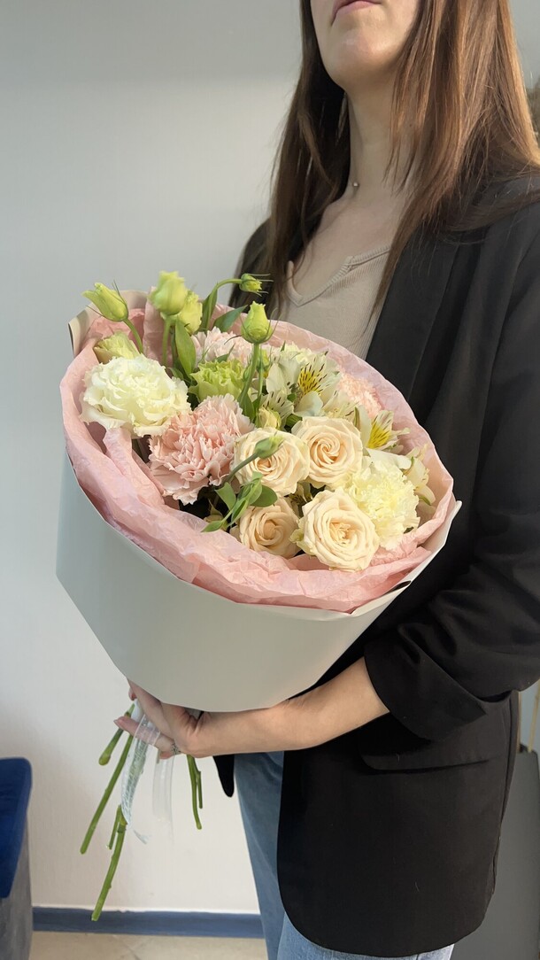 Нежные чувства, артикул F1192575 - 3480 рублей, доставка по городу. Flawery - доставка цветов