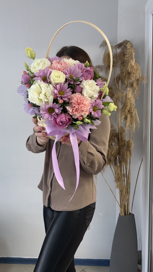 Весенние краски, артикул F1193133 - 3240 рублей, доставка по городу. Flawery - доставка цветов