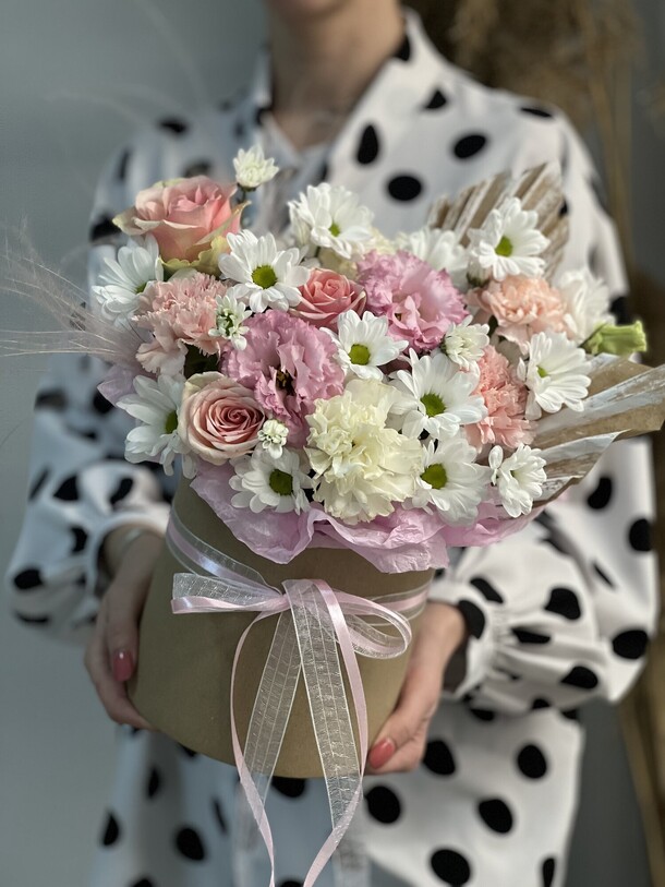 С нежностью 💕, артикул F1195379 - 3911 рублей, доставка по городу. Flawery - доставка цветов