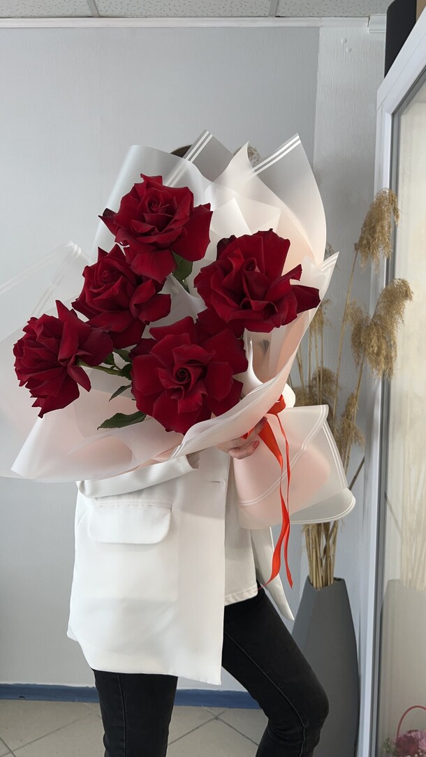 Клубника со сливками, артикул F1199734 - 2940 рублей, доставка по городу. Flawery - доставка цветов