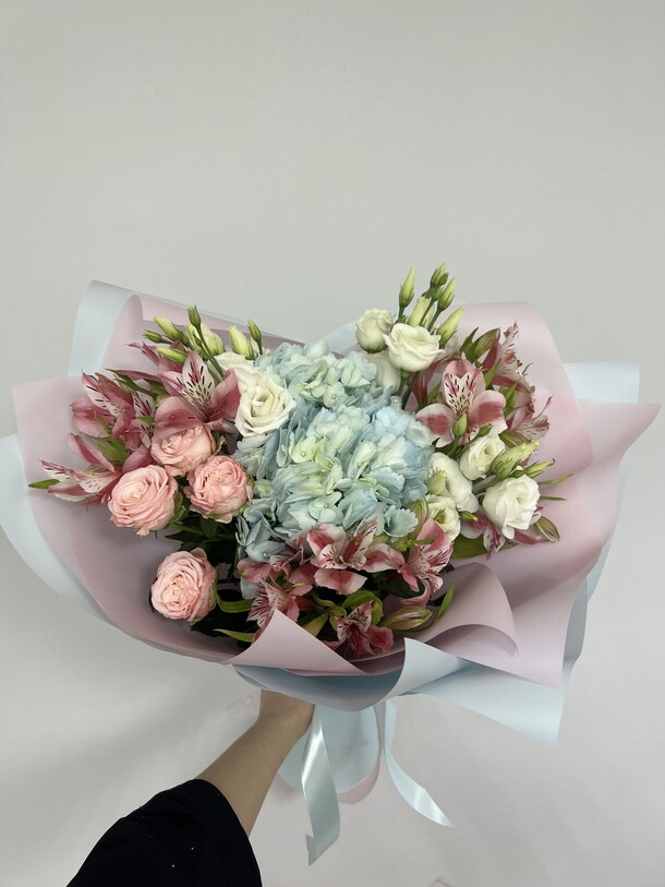 Шарм, артикул F1200337 - 4490 рублей, доставка по городу. Flawery - доставка цветов