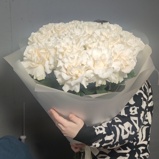 Французская роза 15шт, артикул F1240469 - 5890 рублей, доставка по городу. Flawery - доставка цветов