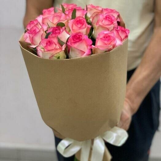 Букет из роз, артикул F1206514 - 8636 рублей, доставка по городу. Flawery - доставка цветов