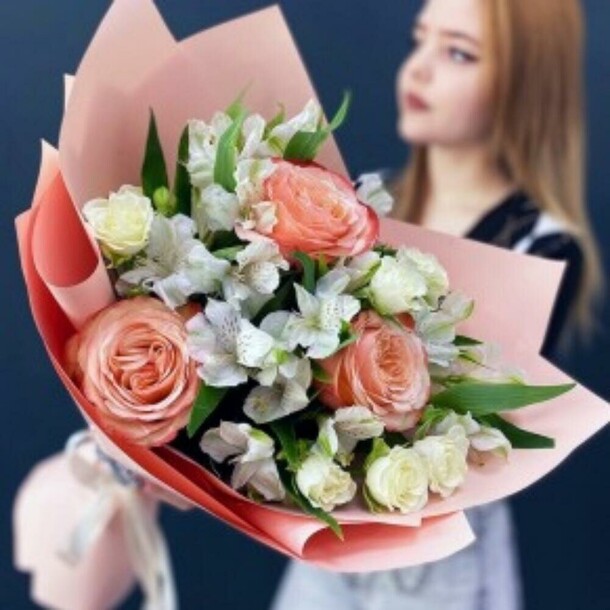 Анна, артикул F1215282 - 6788 рублей, доставка по городу. Flawery - доставка цветов