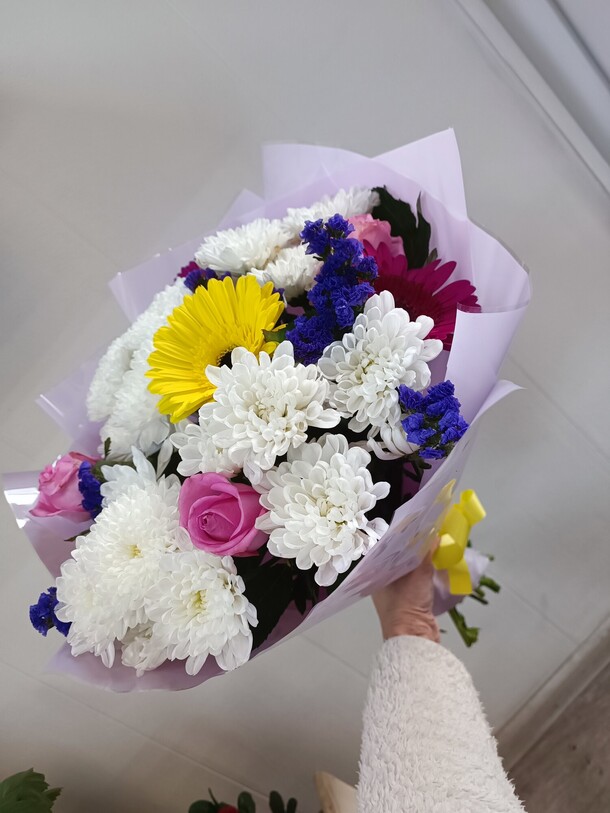 Яркость, артикул F1218204 - 5590 рублей, доставка по городу. Flawery - доставка цветов