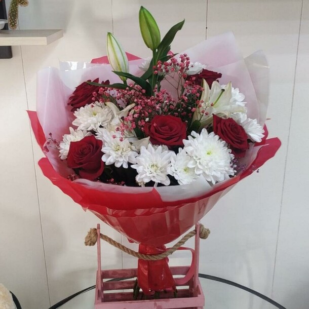 Шик, артикул F1234880 - 6389 рублей, доставка по городу. Flawery - доставка цветов