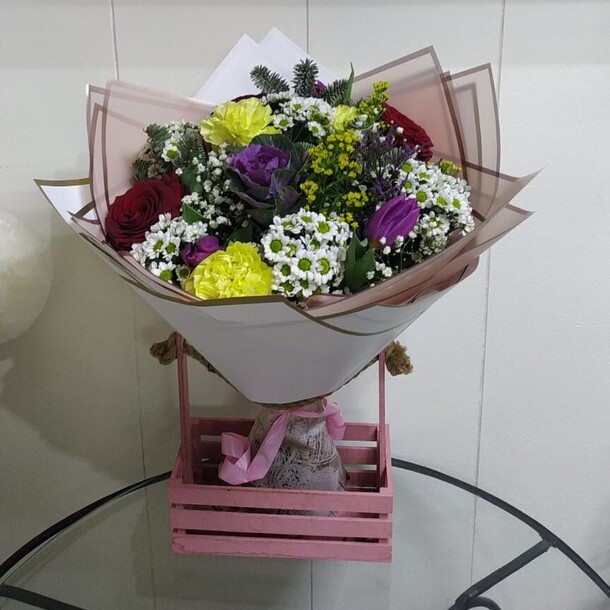 Яркая зима, артикул F1238316 - 7640 рублей, доставка по городу. Flawery - доставка цветов