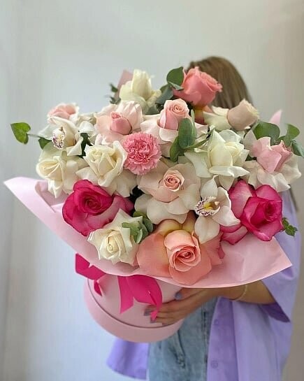 Воздушная композиция, артикул F1239010 - 17303 рублей, доставка по городу. Flawery - доставка цветов