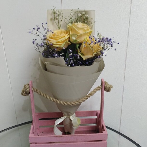 Крем, артикул F1239446 - 2197 рублей, доставка по городу. Flawery - доставка цветов