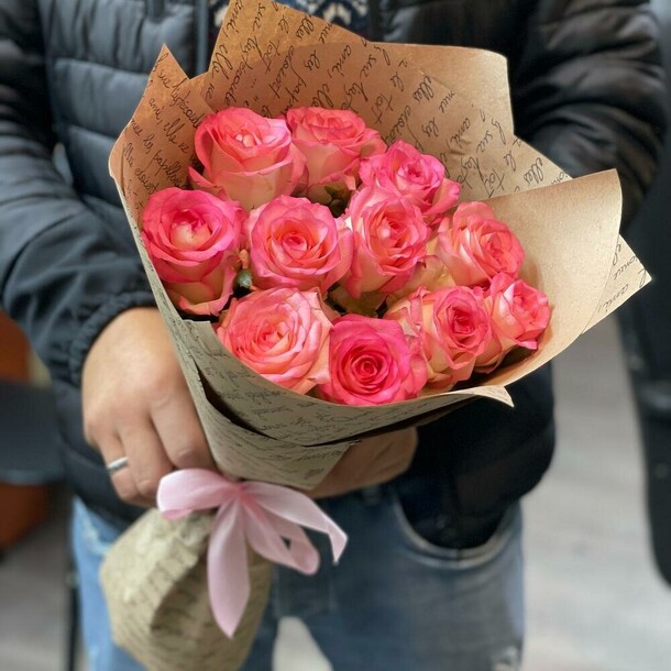 Букет из роз, артикул F1253608 - 5727 рублей, доставка по городу. Flawery - доставка цветов