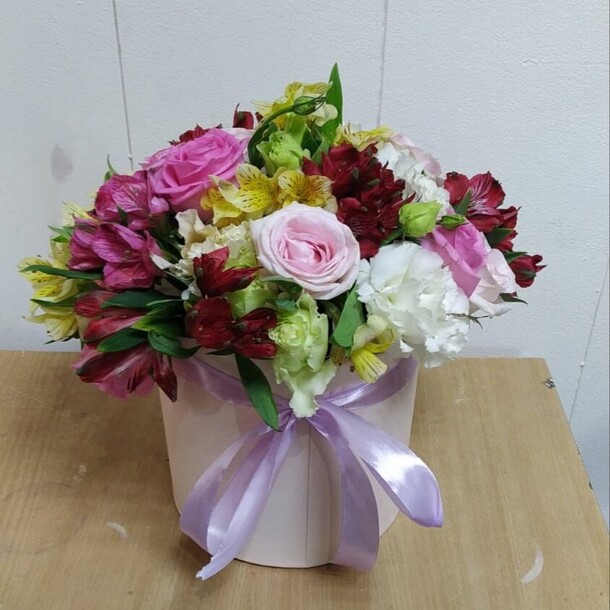 Лейла, артикул F1331129 - 10091 рублей, доставка по городу. Flawery - доставка цветов