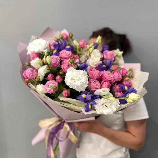 Восторг любви, артикул F1344674 - 14334 рублей, доставка по городу. Flawery - доставка цветов