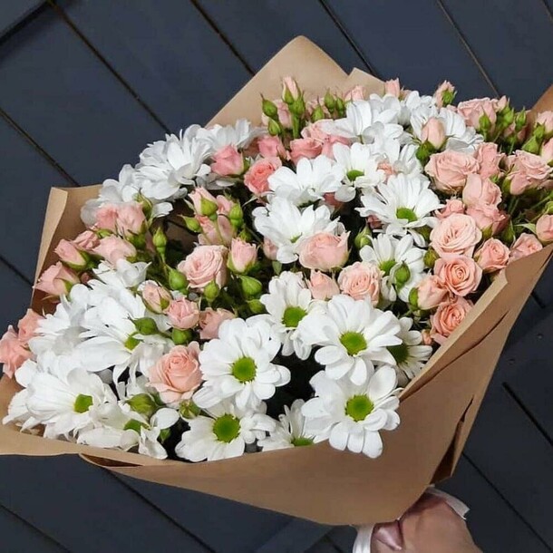 Французский поцелуй, артикул F1346466 - 14278 рублей, доставка по городу. Flawery - доставка цветов