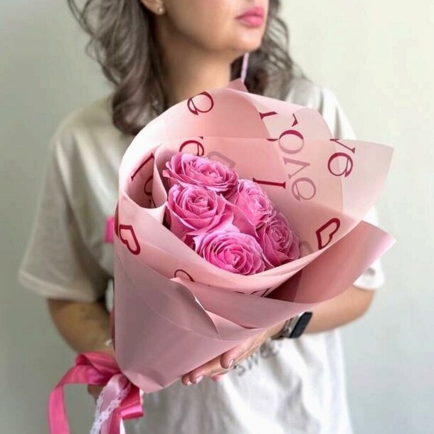 Букет роз, артикул F1349989 - 2950 рублей, доставка по городу. Flawery - доставка цветов