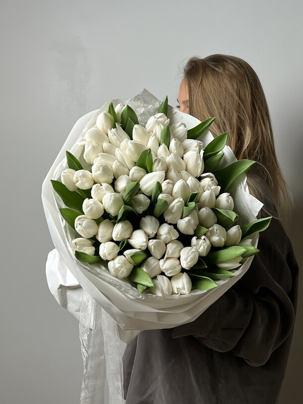 Тюльпаны 51, артикул F1249491 - 17900 рублей, доставка по городу. Flawery - доставка цветов
