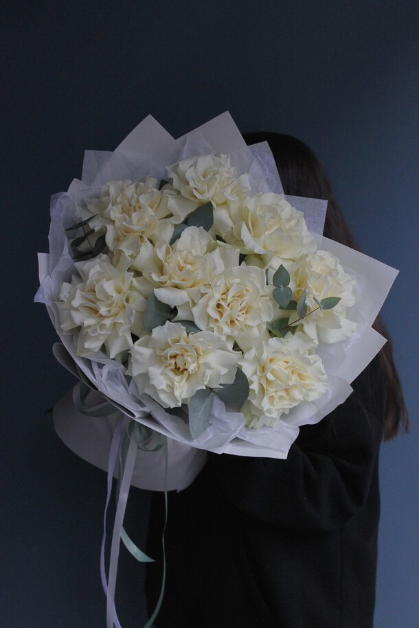 Роза эквадор, артикул F1240589 - 8200 рублей, доставка по городу. Flawery - доставка цветов