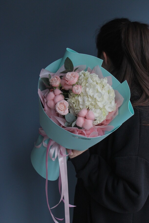 Сахарная вата, артикул F1241102 - 3200 рублей, доставка по городу. Flawery - доставка цветов