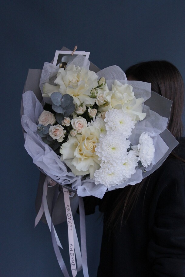 Полнолуние, артикул F1248767 - 4290 рублей, доставка по городу. Flawery - доставка цветов