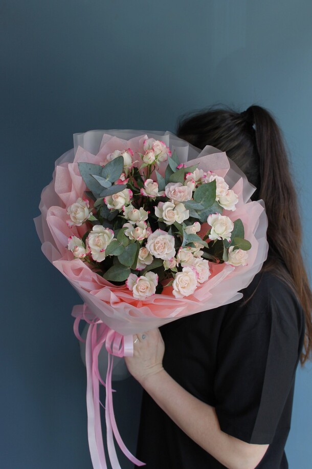 Ажур, артикул F1272809 - 3700 рублей, доставка по городу. Flawery - доставка цветов