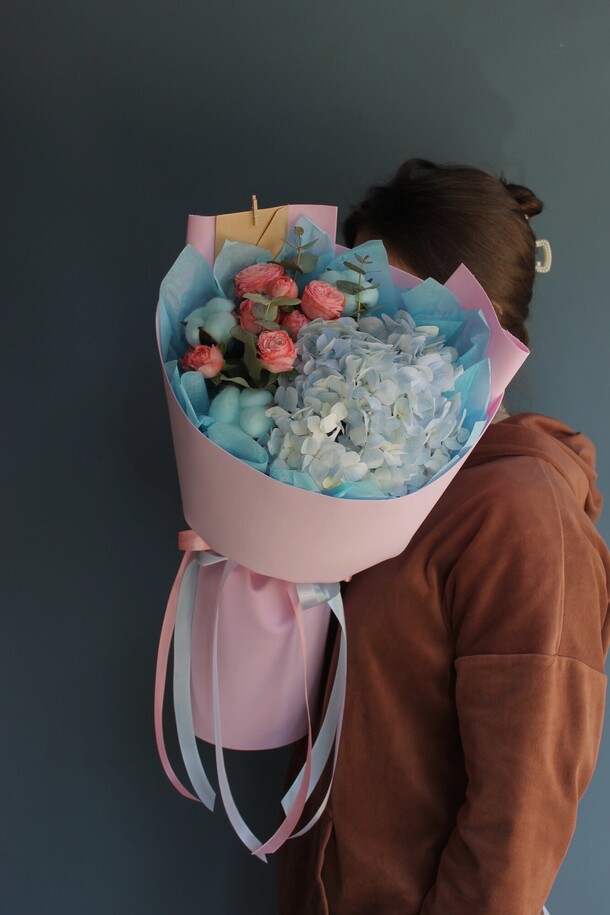 Hlopok and rose, артикул F1402187 - 3520 рублей, доставка по городу. Flawery - доставка цветов