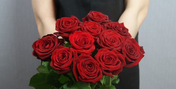 Роза 11, артикул F1229893 - 2850 рублей, доставка по городу. Flawery - доставка цветов