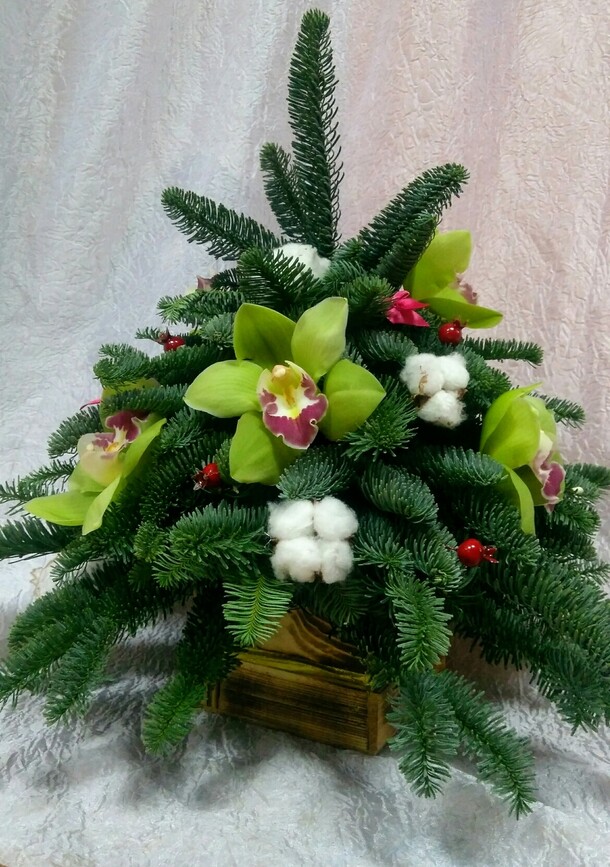 Ёлочка 2, артикул F1232407 - 5290 рублей, доставка по городу. Flawery - доставка цветов