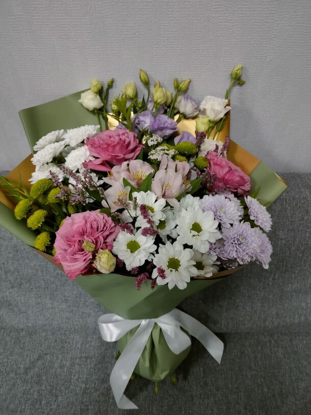 Цветочный коллейдоскоп, артикул F1449124 - 5210 рублей, доставка по городу. Flawery - доставка цветов