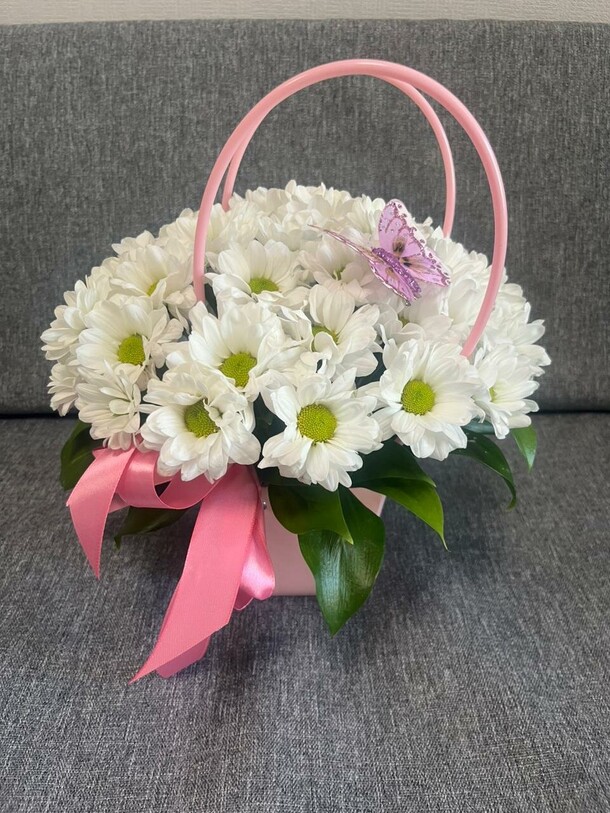 Шепот ромашек, артикул F1449296 - 2450 рублей, доставка по городу. Flawery - доставка цветов