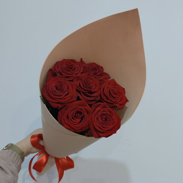 Ария, артикул F23235 - 2150 рублей, доставка по городу. Flawery - доставка цветов