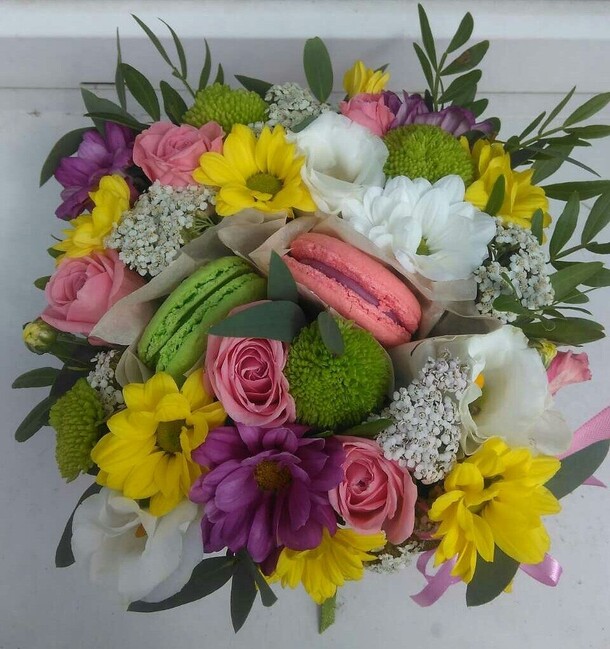 Маленький сюрприз, артикул F23318 - 3100 рублей, доставка по городу. Flawery - доставка цветов