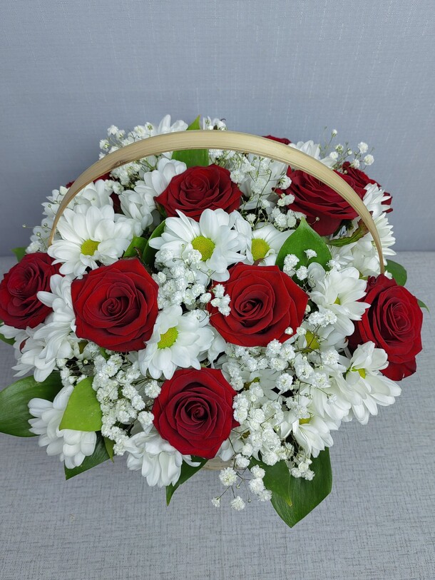 Любимой, артикул F51422 - 5850 рублей, доставка по городу. Flawery - доставка цветов