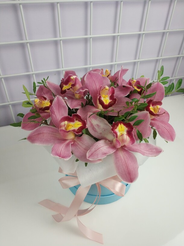 Орхидея розовая, артикул F66492 - 4750 рублей, доставка по городу. Flawery - доставка цветов