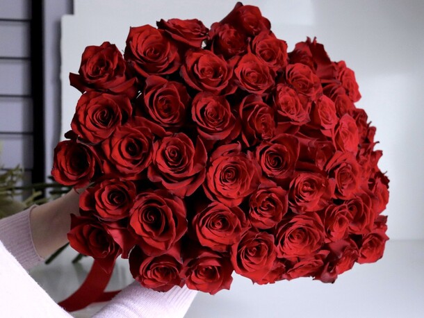 Роза эквадор, артикул F66523 - 18545 рублей, доставка по городу. Flawery - доставка цветов