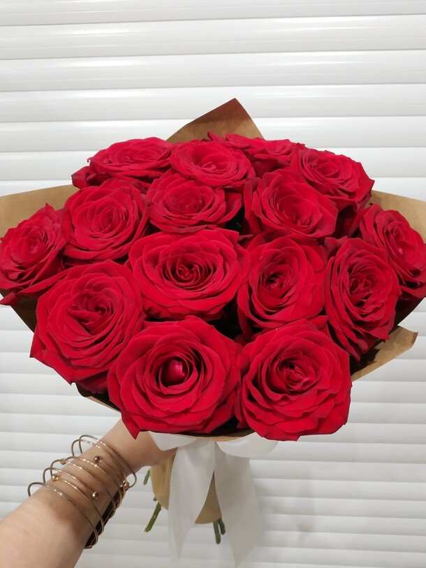 Красная роза, артикул F66552 - 3860 рублей, доставка по городу. Flawery - доставка цветов