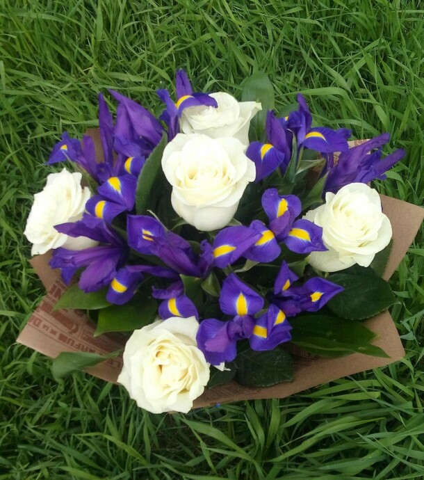 Букет радости, артикул F80122 - 3700 рублей, доставка по городу. Flawery - доставка цветов