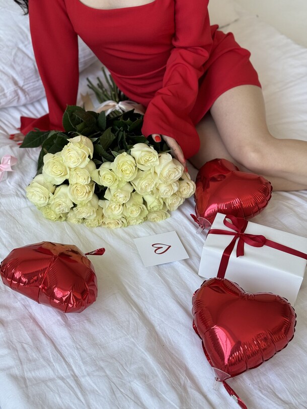 25 роз мондиаль 60см, артикул F1246615 - 11550 рублей, доставка по городу. Flawery - доставка цветов