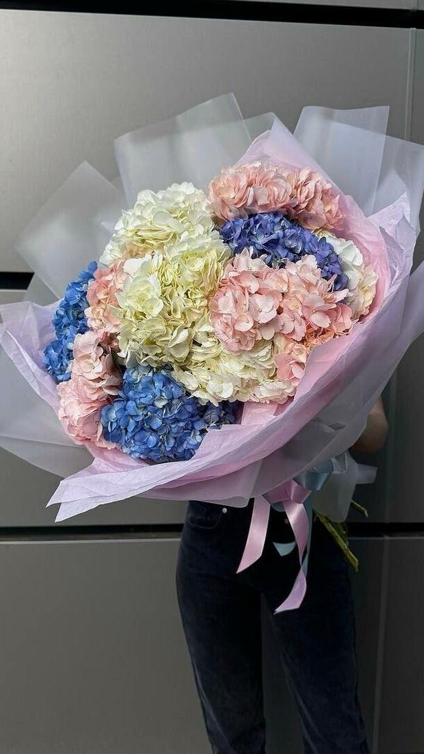 Vip букет №1, артикул F1388707 - 11350 рублей, доставка по городу. Flawery - доставка цветов