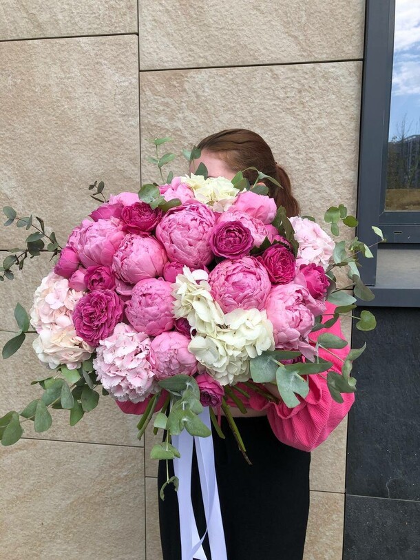 Умница, артикул F1210273 - 35700 рублей, доставка по городу. Flawery - доставка цветов