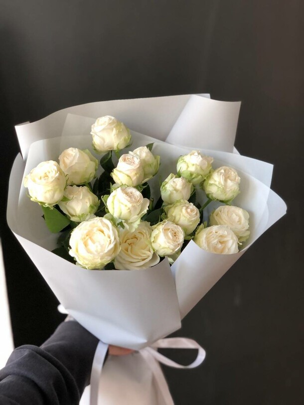 Первый снег, артикул F1219176 - 4750 рублей, доставка по городу. Flawery - доставка цветов