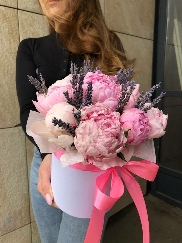 Лаванда, артикул F1222278 - 15500 рублей, доставка по городу. Flawery - доставка цветов