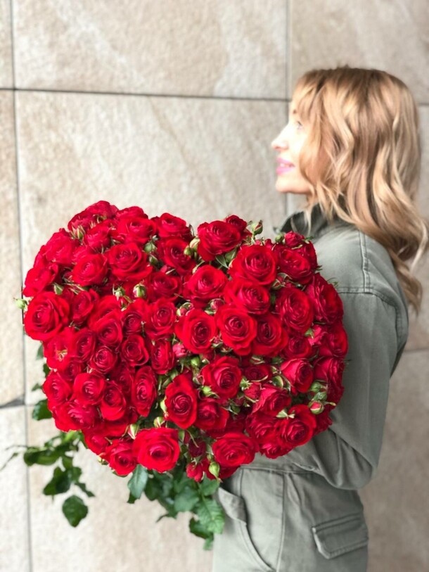 Сердце, артикул F1296647 - 10700 рублей, доставка по городу. Flawery - доставка цветов