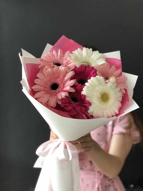 Восхитительные герберы, артикул F1296663 - 5400 рублей, доставка по городу. Flawery - доставка цветов