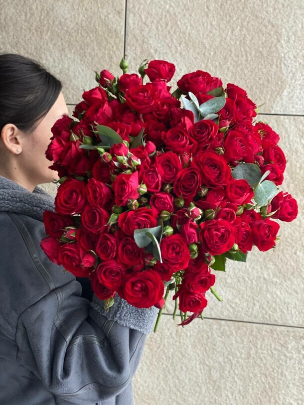 Символ любви, артикул F1366121 - 13700 рублей, доставка по городу. Flawery - доставка цветов