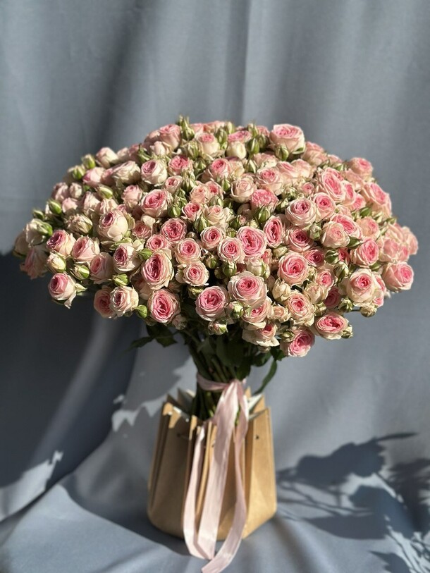 Кейтлин в коробке, артикул F1468791 - 29950 рублей, доставка по городу. Flawery - доставка цветов