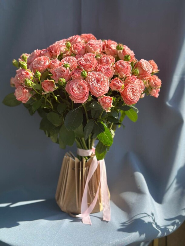 Мадам в коробке, артикул F1468894 - 19900 рублей, доставка по городу. Flawery - доставка цветов