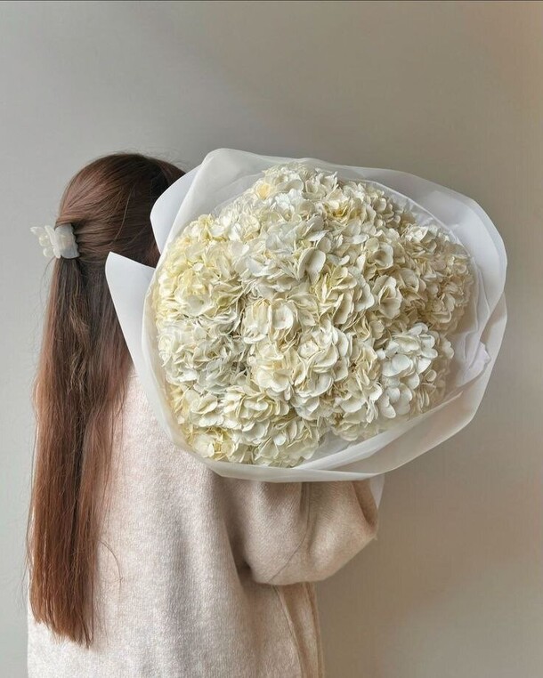 Монобукет гортензия, артикул F1479857 - 7950 рублей, доставка по городу. Flawery - доставка цветов