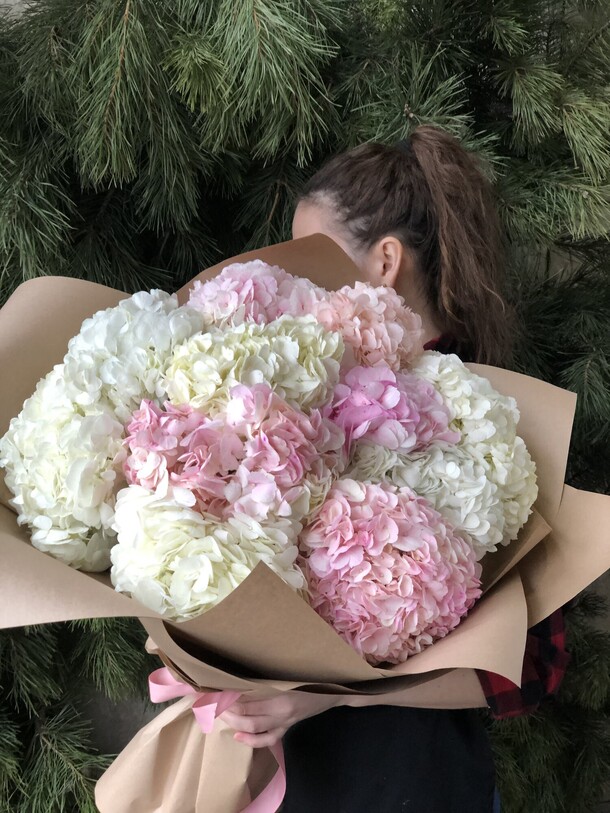 Гортензия для мамы, артикул F1494650 - 9500 рублей, доставка по городу. Flawery - доставка цветов