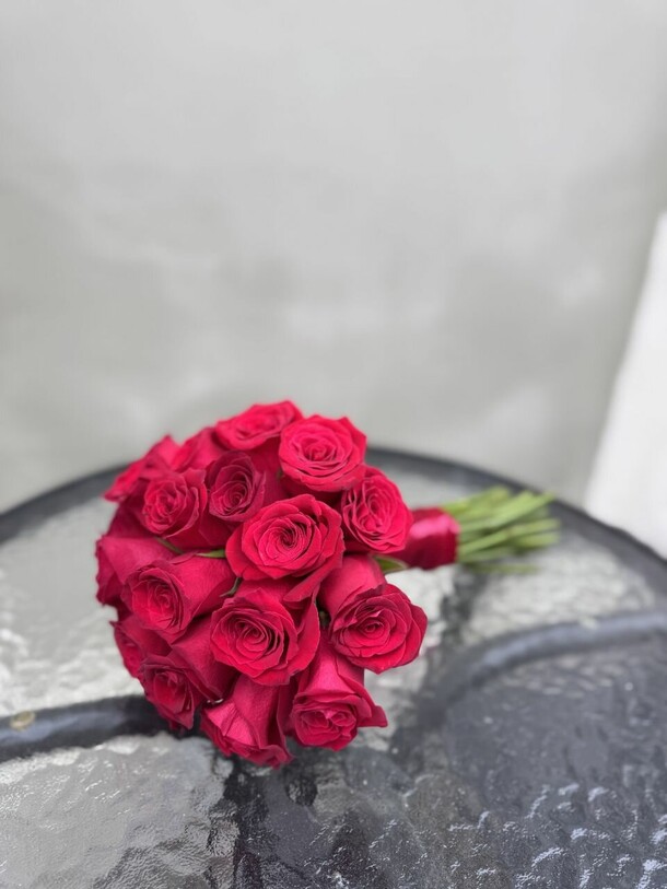 Букет из красных роз, артикул F1445014 - 5500 рублей, доставка по городу. Flawery - доставка цветов